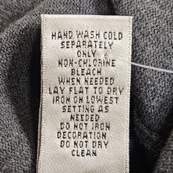 Chicos Dip Dye Glam Tank Top Gray Sequins Rayon Nylon Blend Size 1 Womens Small - Picture 8 of 10